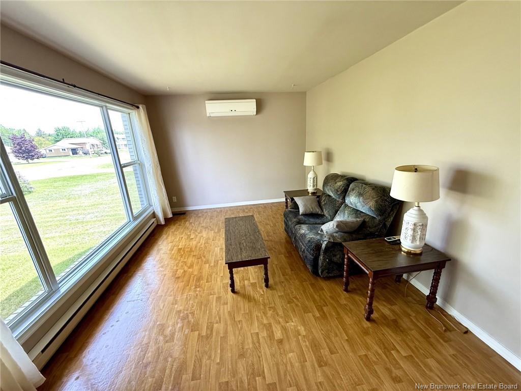 1530 Rue Chatillon, Maisonnette, NB