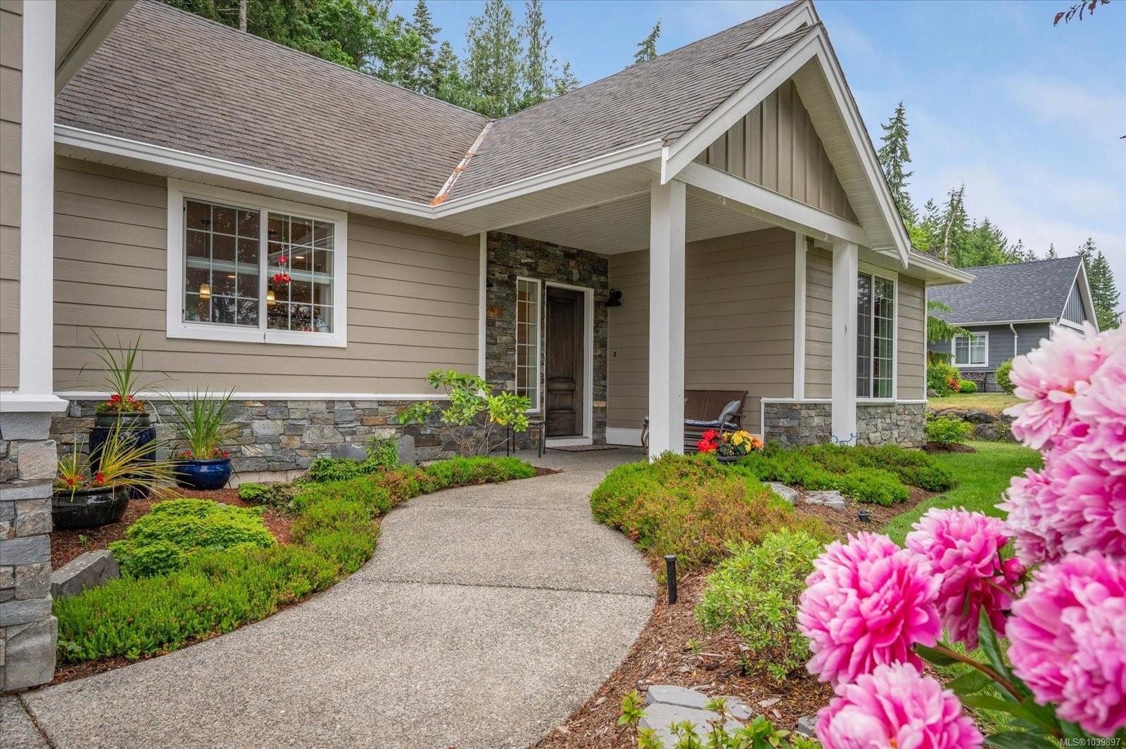 3936 Creekside Dr, Bowser, BC