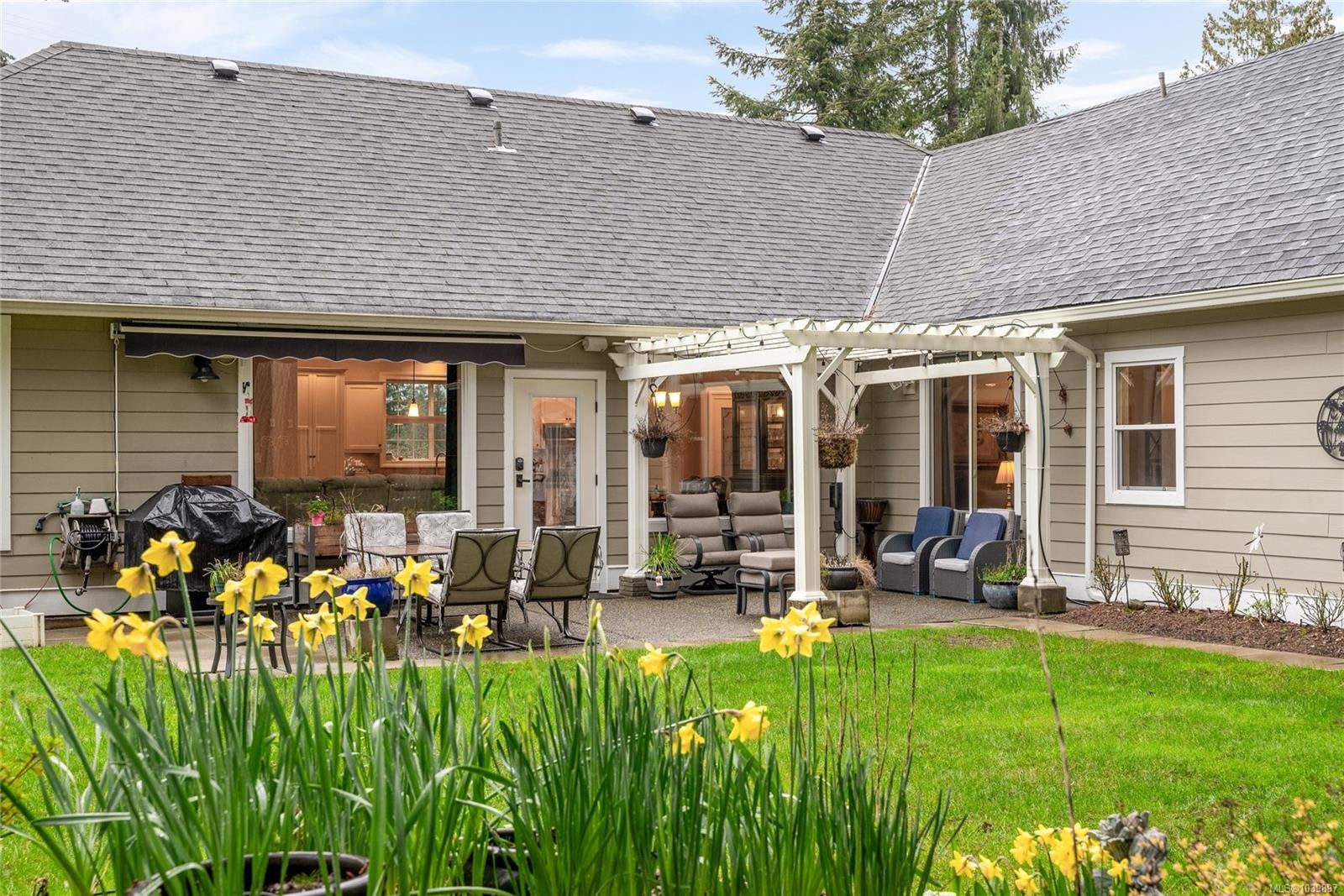 3936 Creekside Dr, Bowser, BC