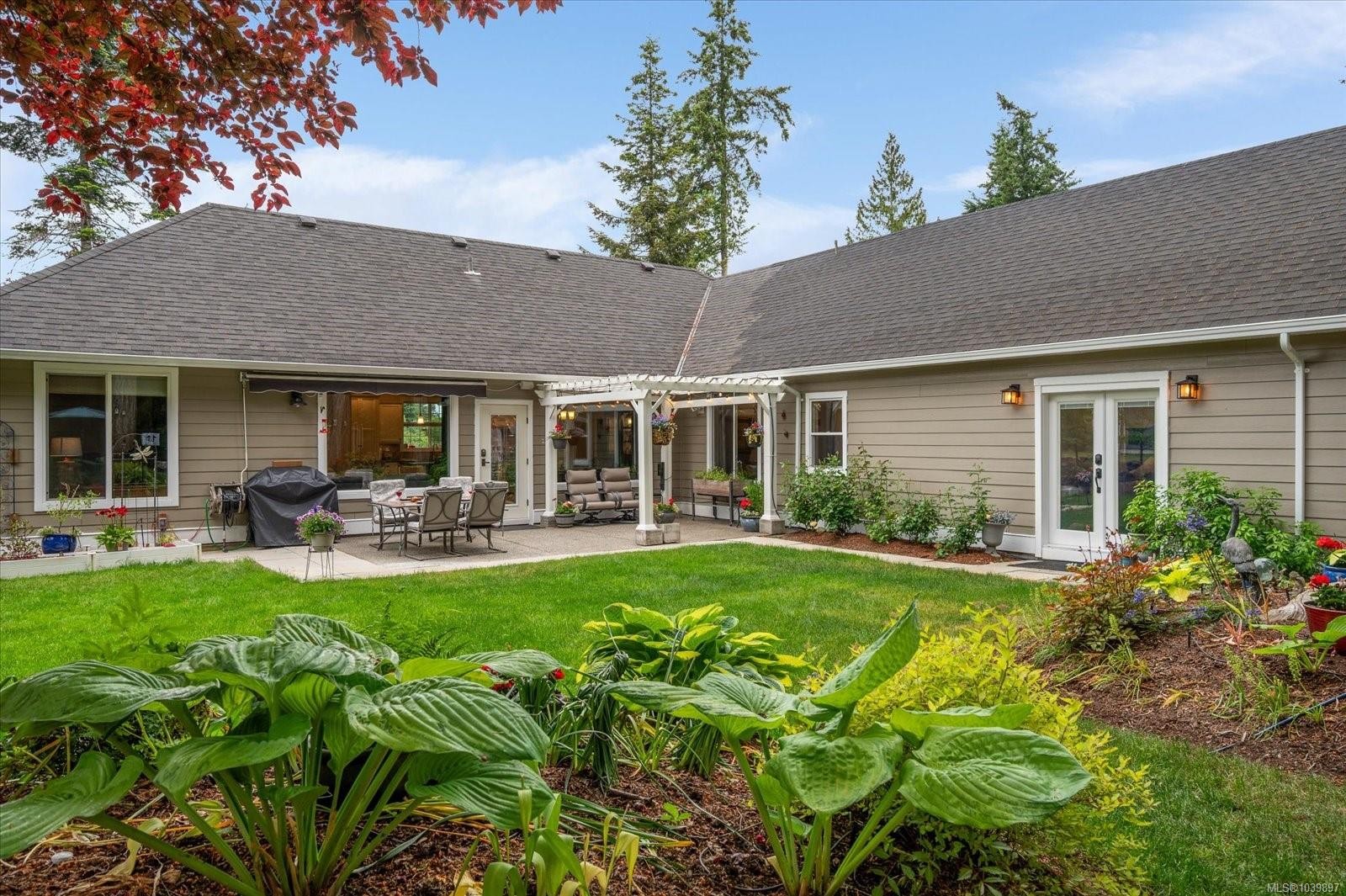 3936 Creekside Dr, Bowser, BC