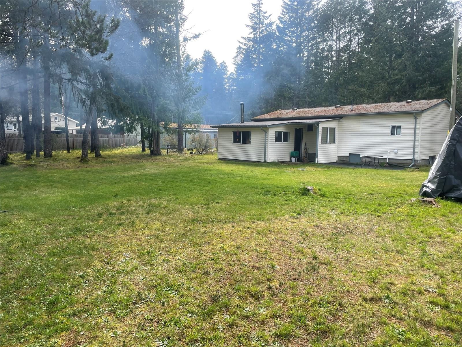 247 Huson Rd, Qualicum Beach, BC