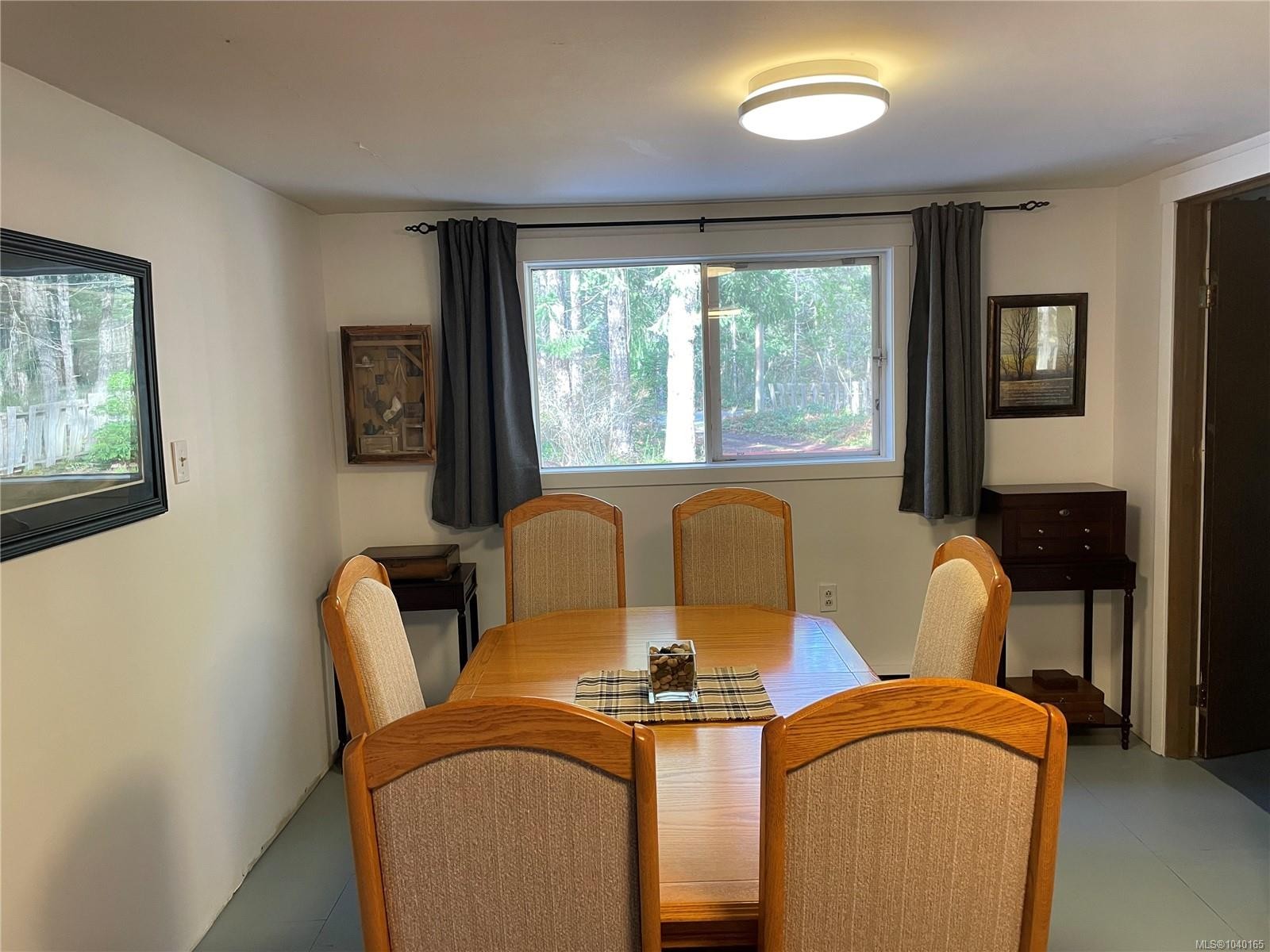 247 Huson Rd, Qualicum Beach, BC