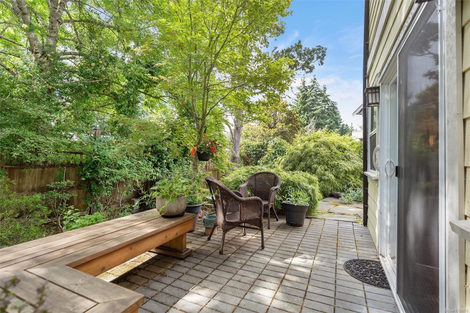 3962 Stan Wright Lane, Saanich, BC