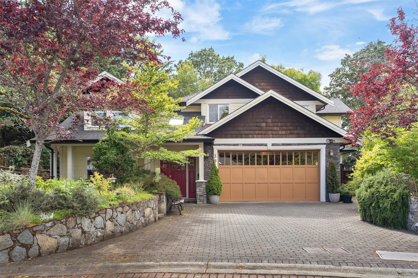 3962 Stan Wright Lane, Saanich, BC