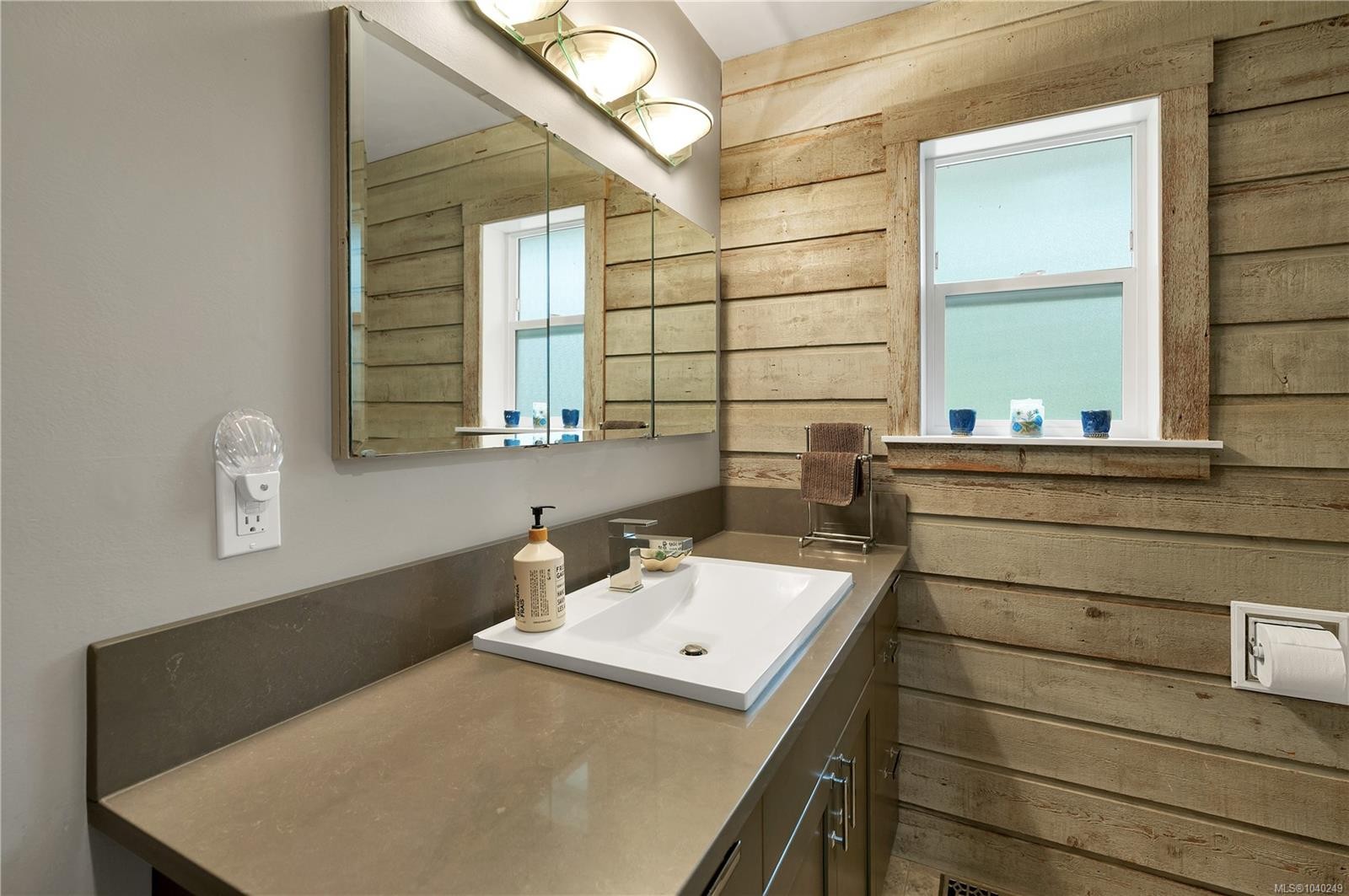 4040 York Rd, Campbell River, BC