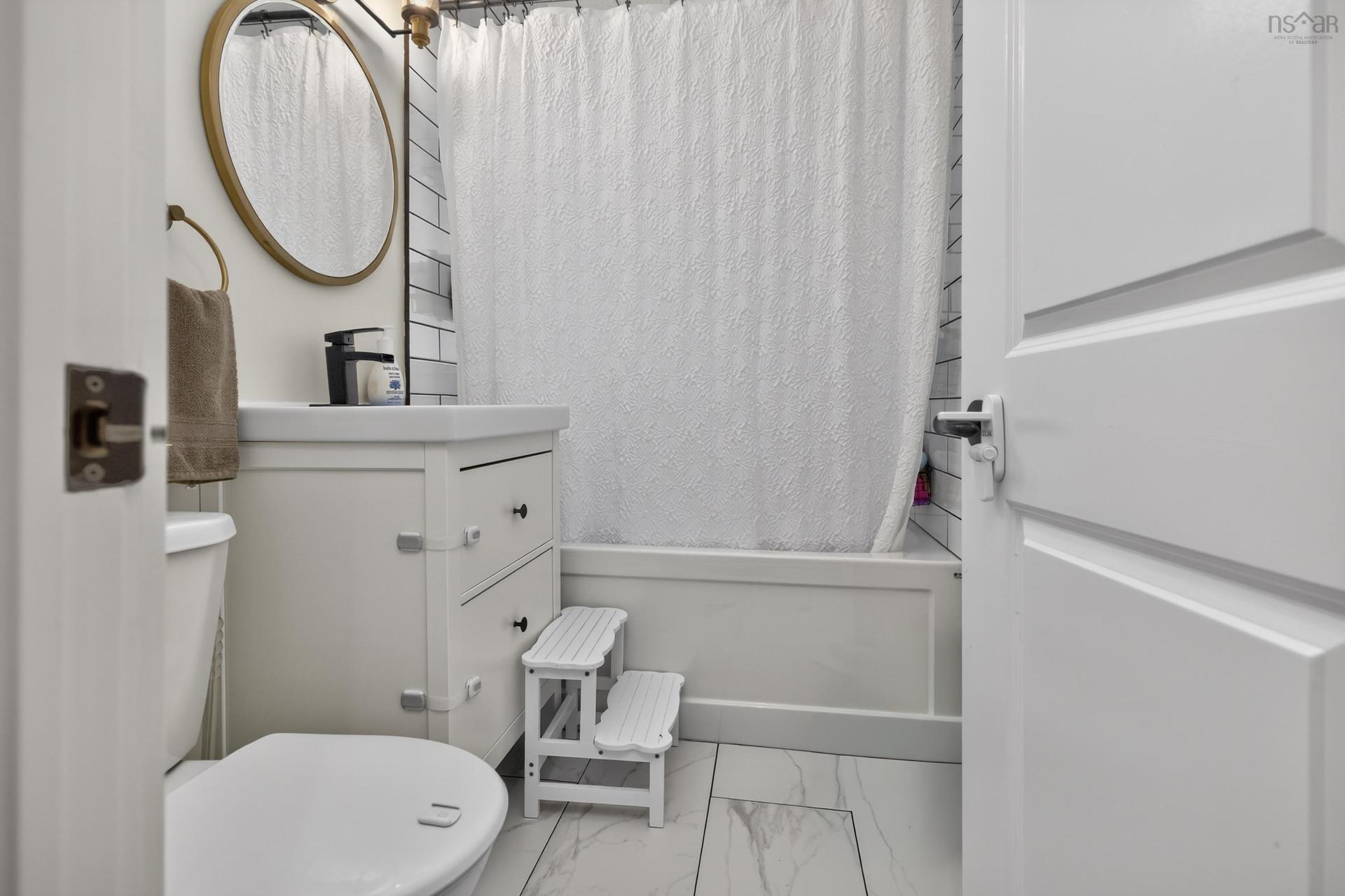15 Hilltop Terrace, Dartmouth, NS