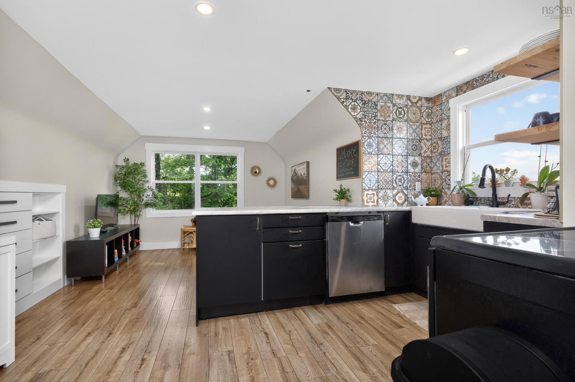 15 Hilltop Terrace, Dartmouth, NS