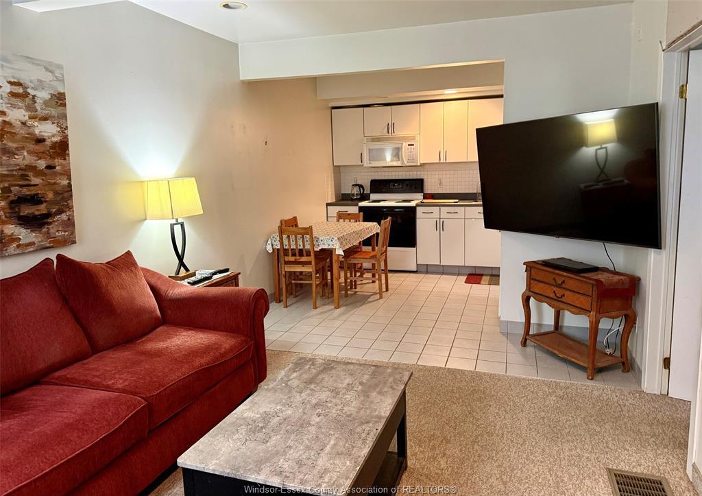 3-1679 Drouillard, Windsor, ON