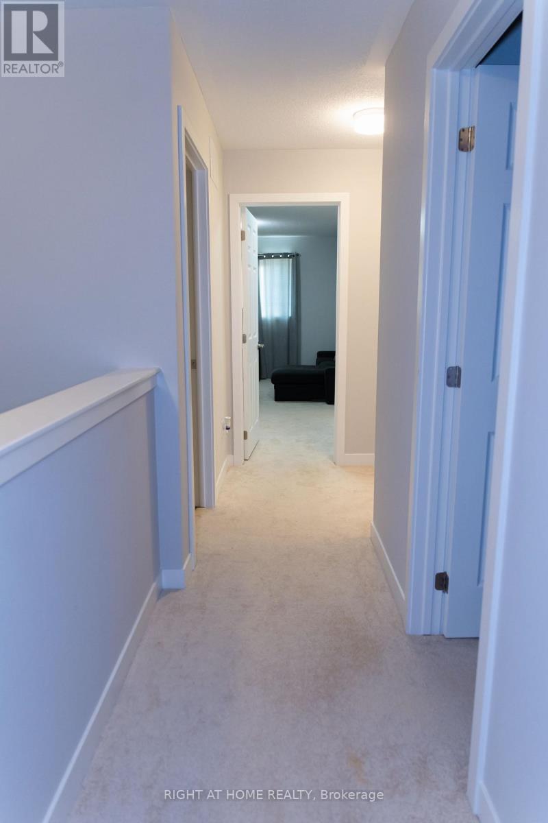 76 Kindred Row, Ottawa, ON