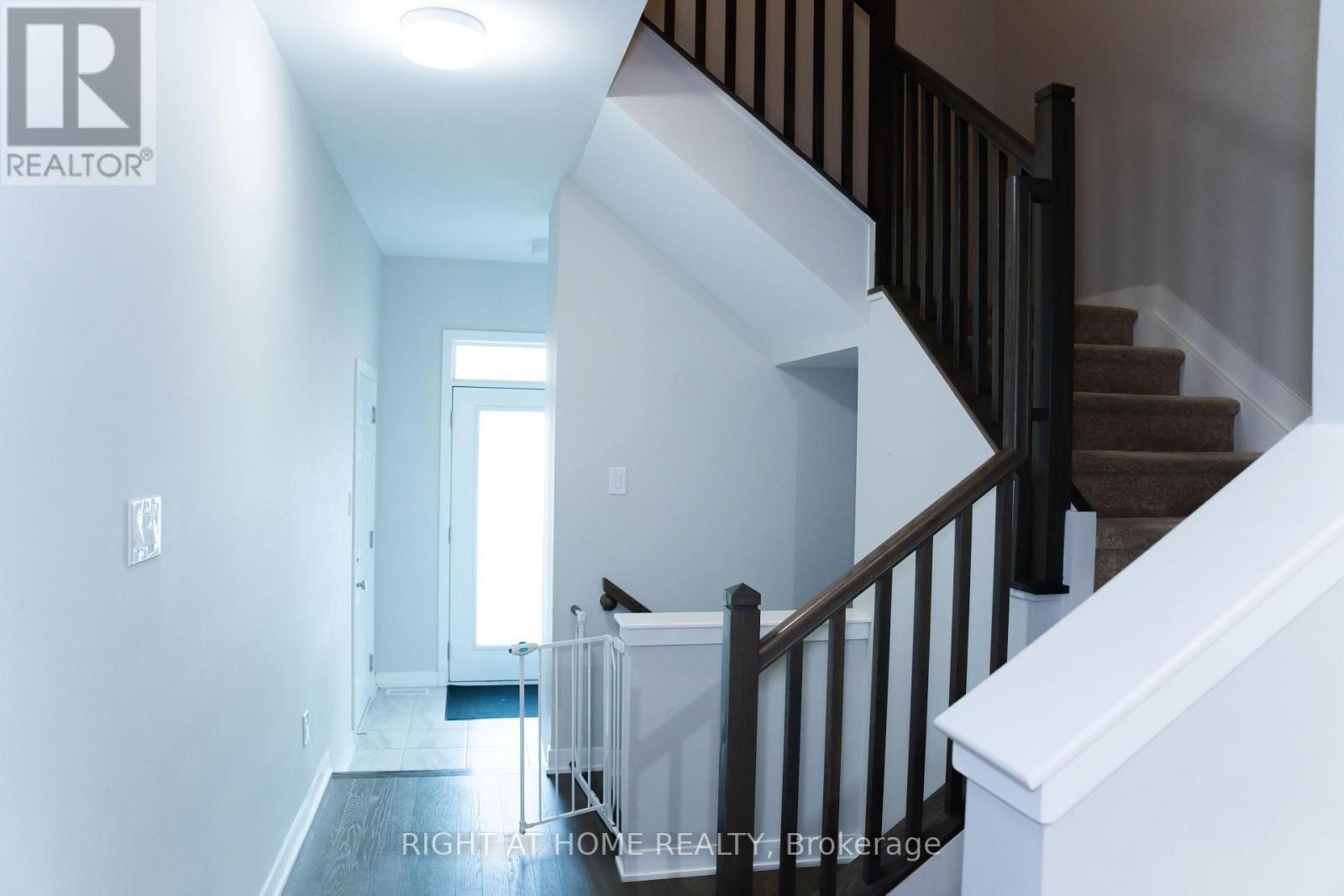 76 Kindred Row, Ottawa, ON