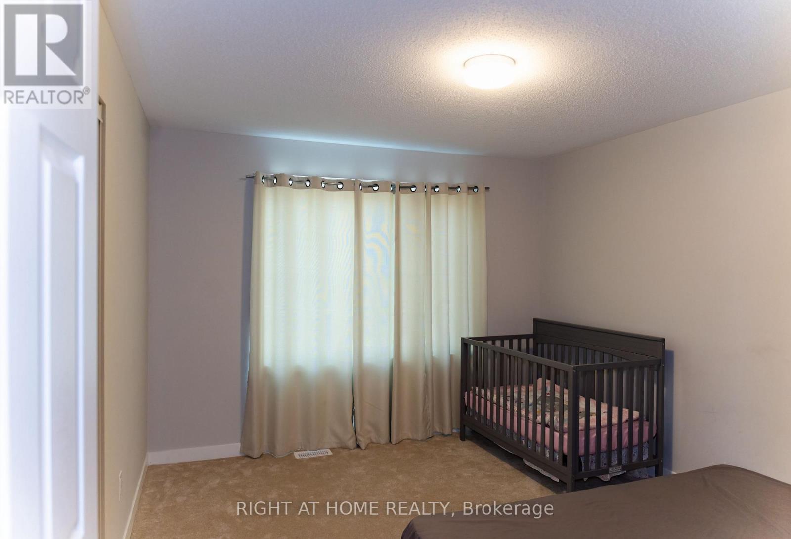 76 Kindred Row, Ottawa, ON