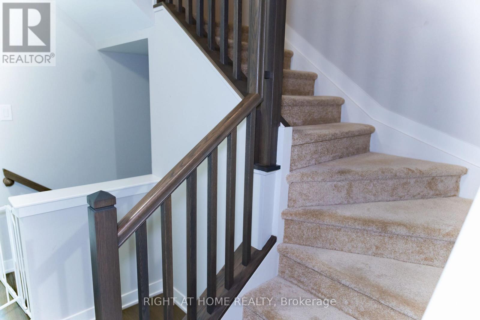 76 Kindred Row, Ottawa, ON