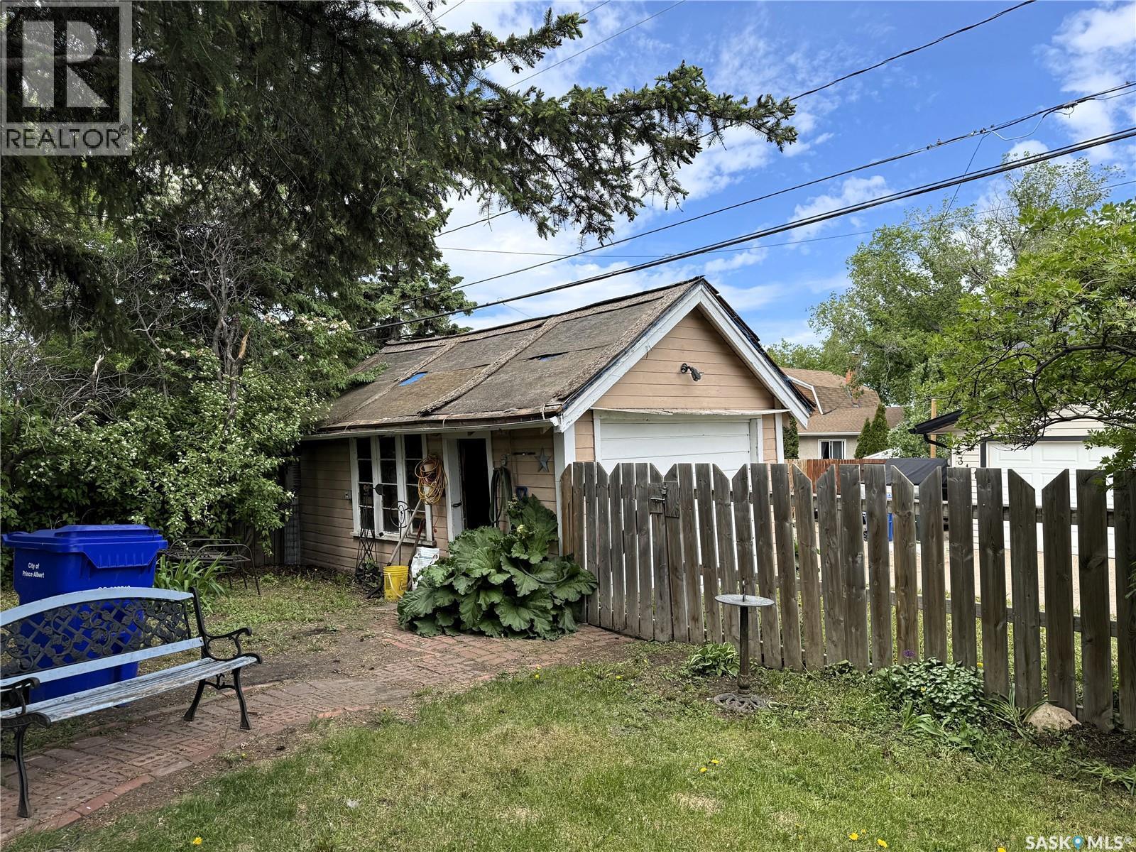 320 23Rd Street E, Prince Albert, SK