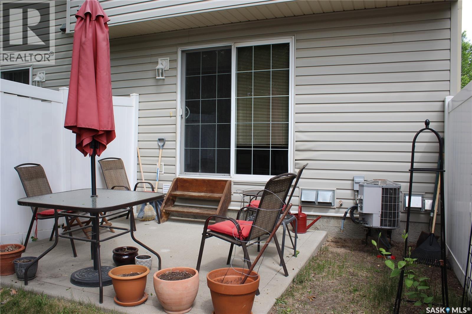 2702 Cranbourn Crescent, Regina, SK