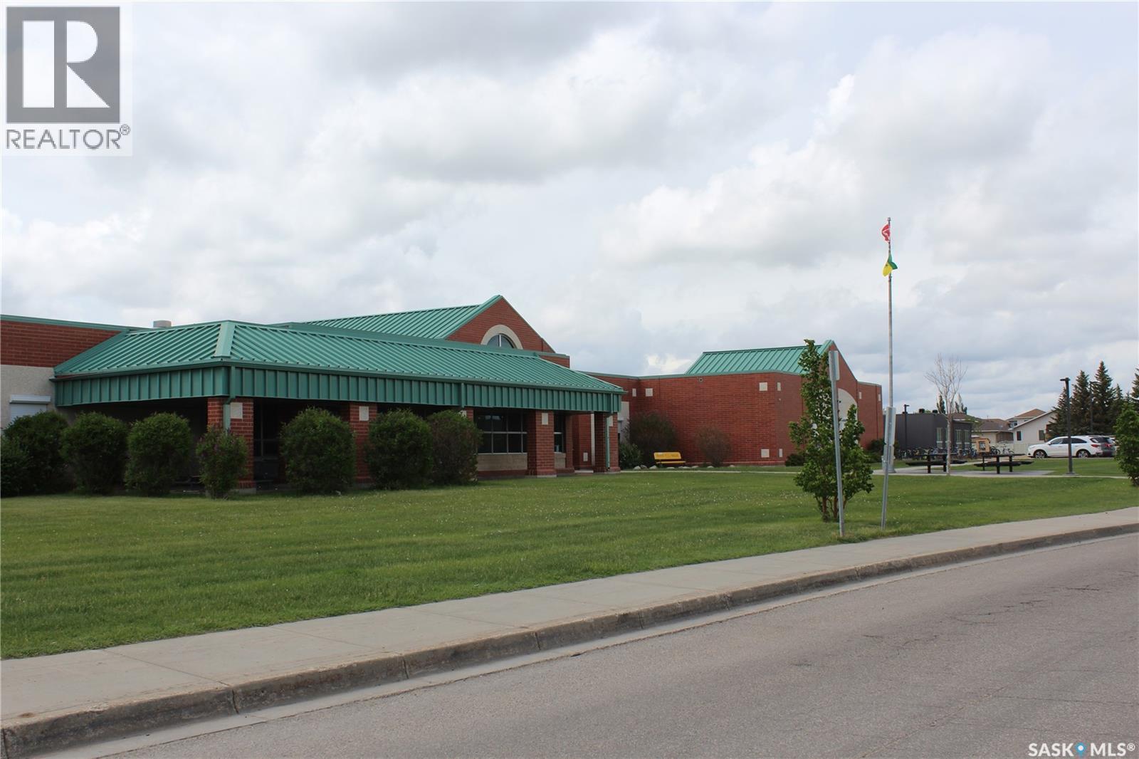 2702 Cranbourn Crescent, Regina, SK