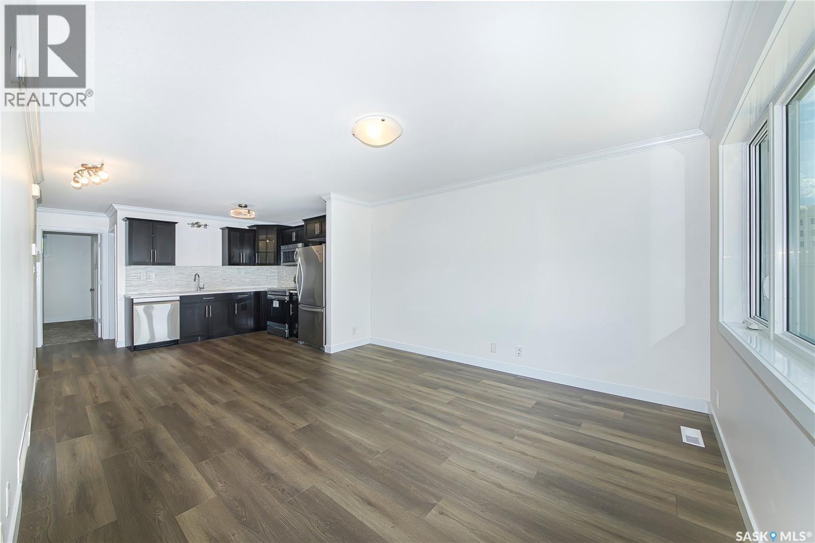 256 250 Akhtar Bend, Saskatoon, SK