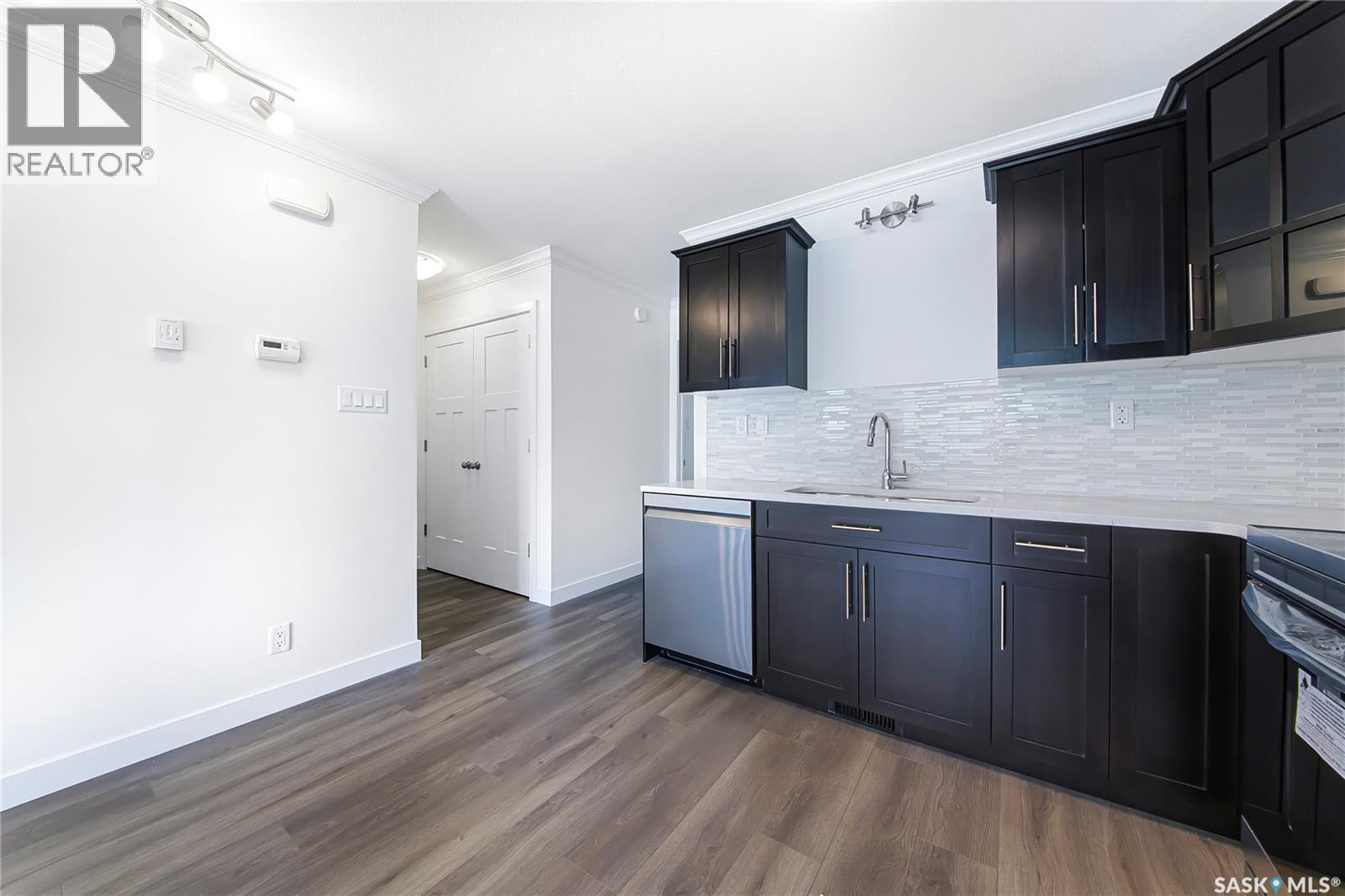 256 250 Akhtar Bend, Saskatoon, SK
