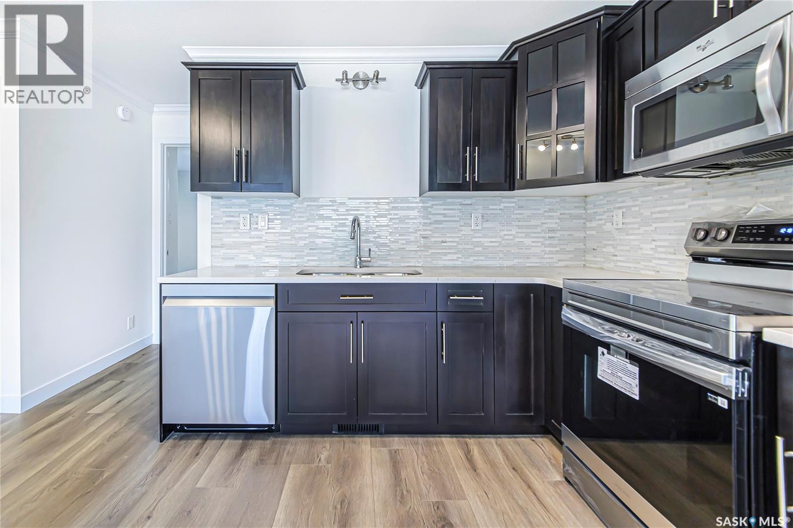 256 250 Akhtar Bend, Saskatoon, SK