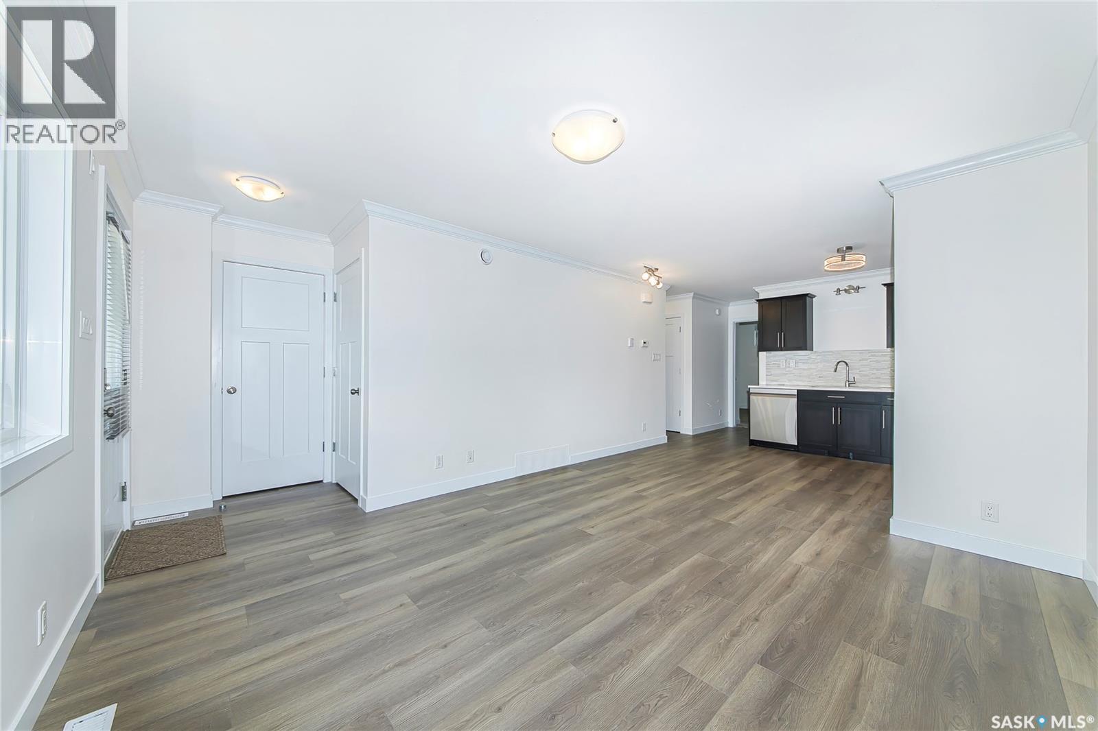 256 250 Akhtar Bend, Saskatoon, SK