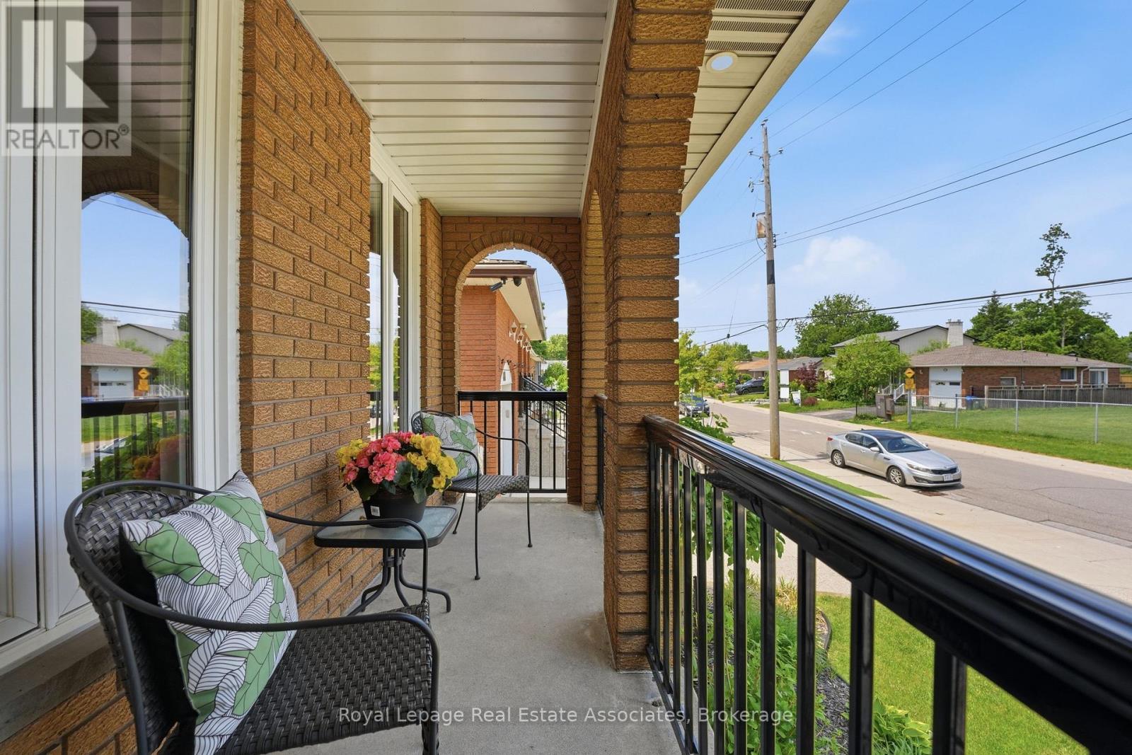 477 Queen Victoria Drive, Hamilton, ON