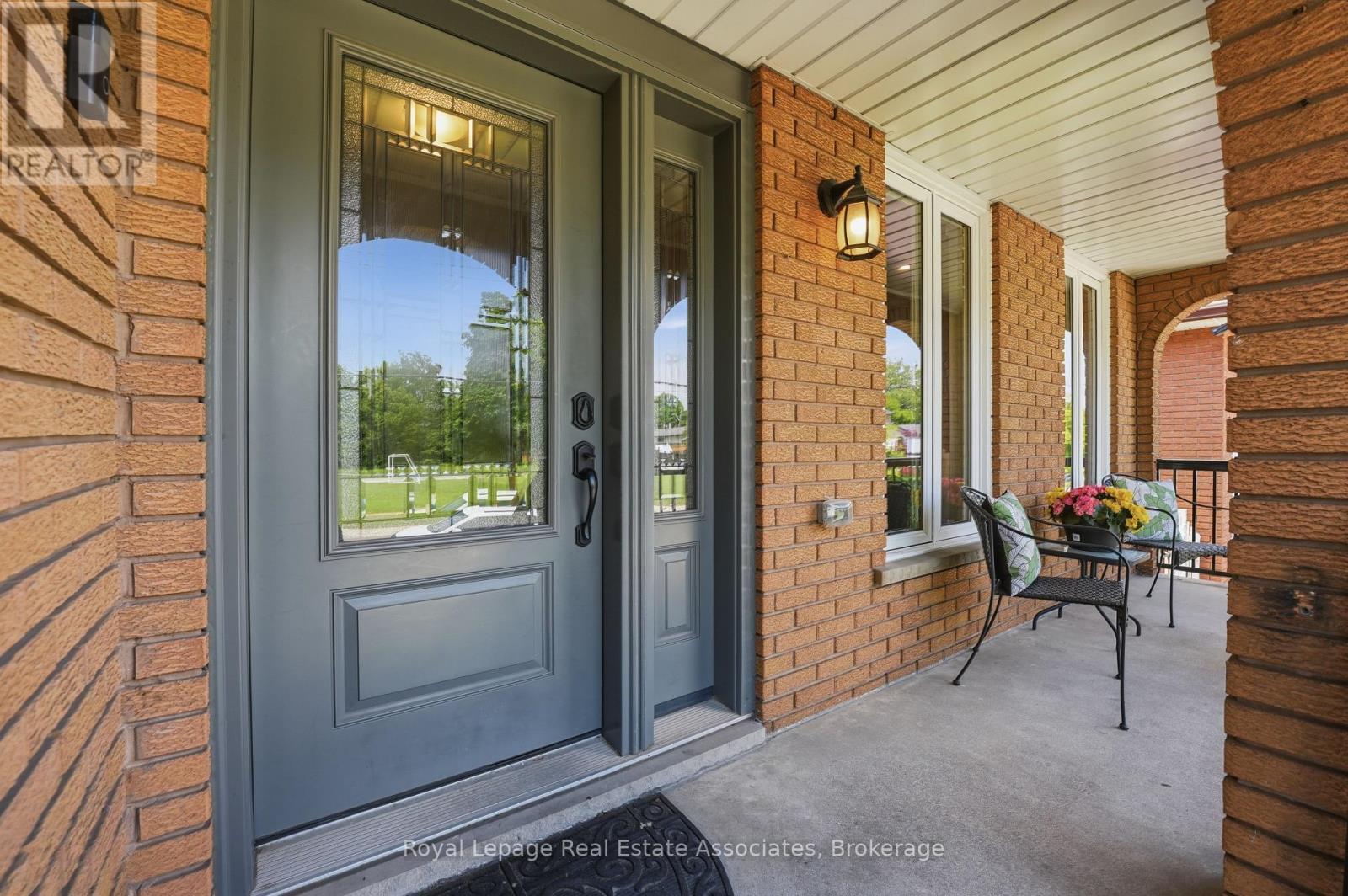 477 Queen Victoria Drive, Hamilton, ON