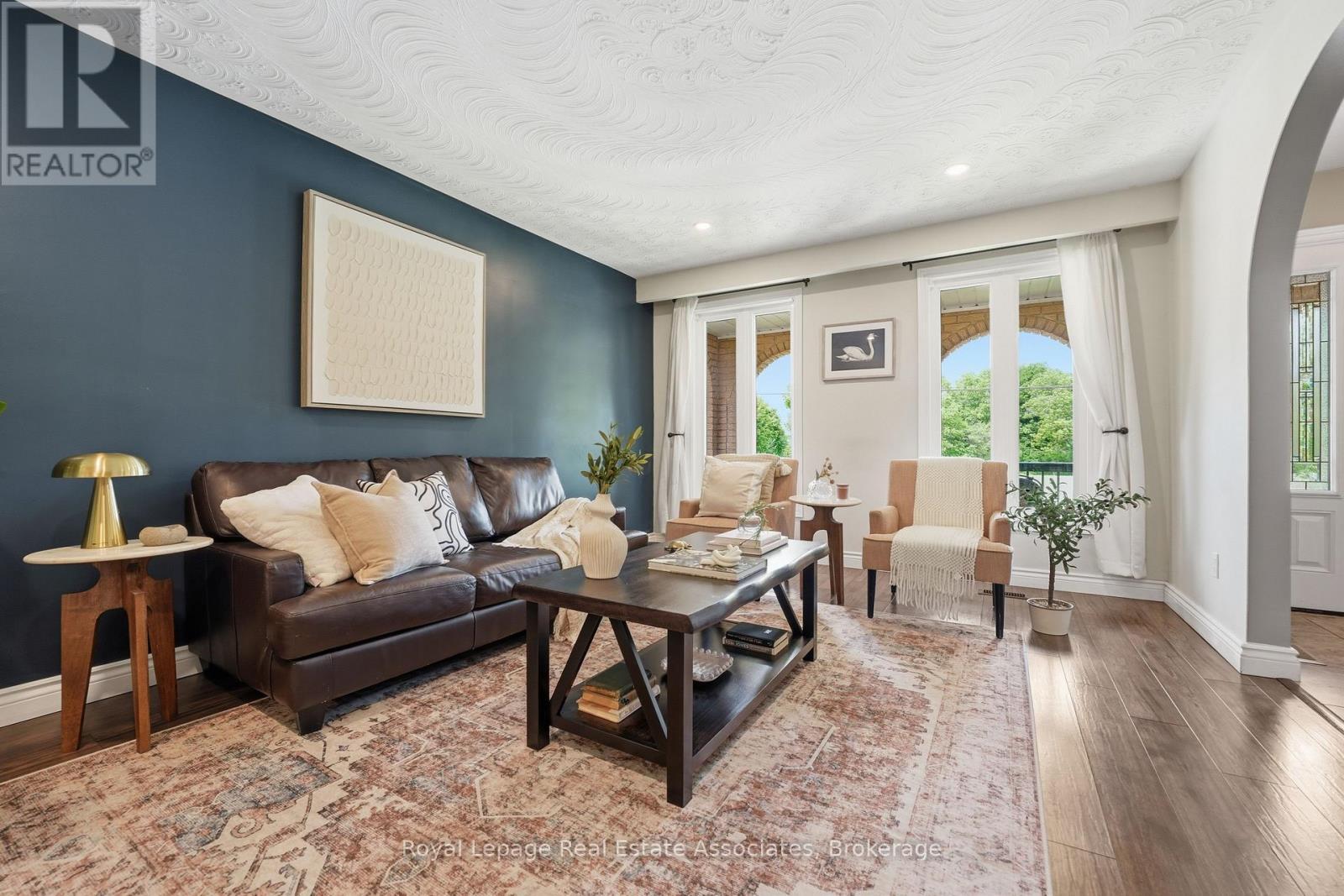 477 Queen Victoria Drive, Hamilton, ON