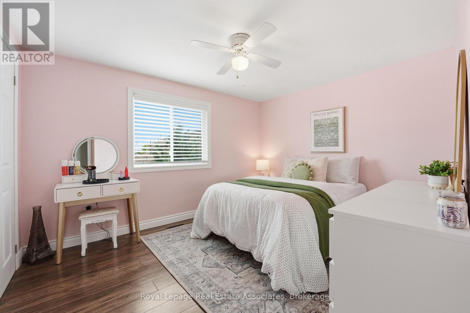 477 Queen Victoria Drive, Hamilton, ON