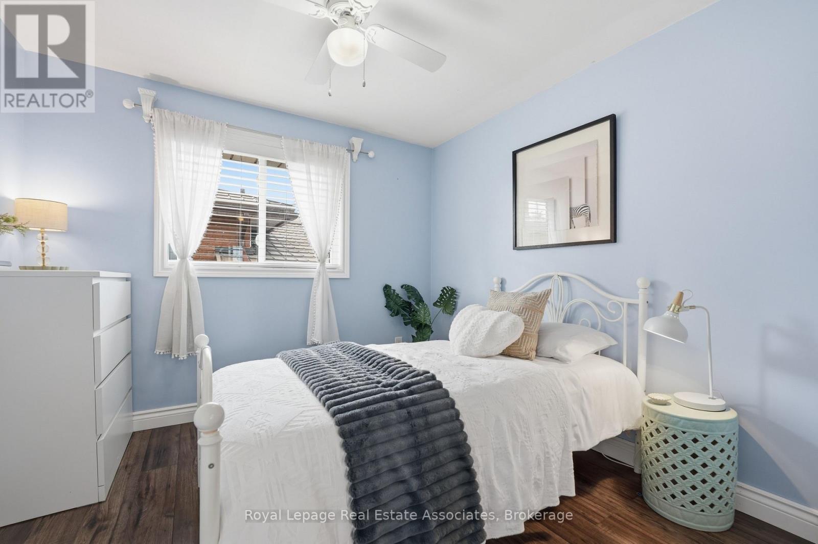 477 Queen Victoria Drive, Hamilton, ON