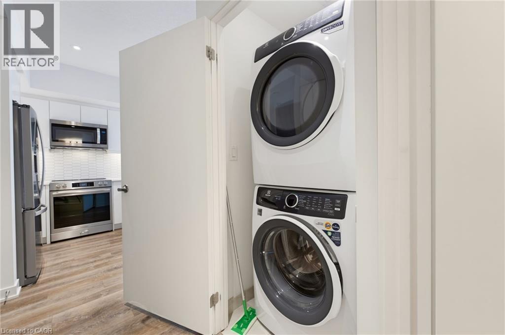 16 Markle Crescent Unit# 513, Ancaster, ON