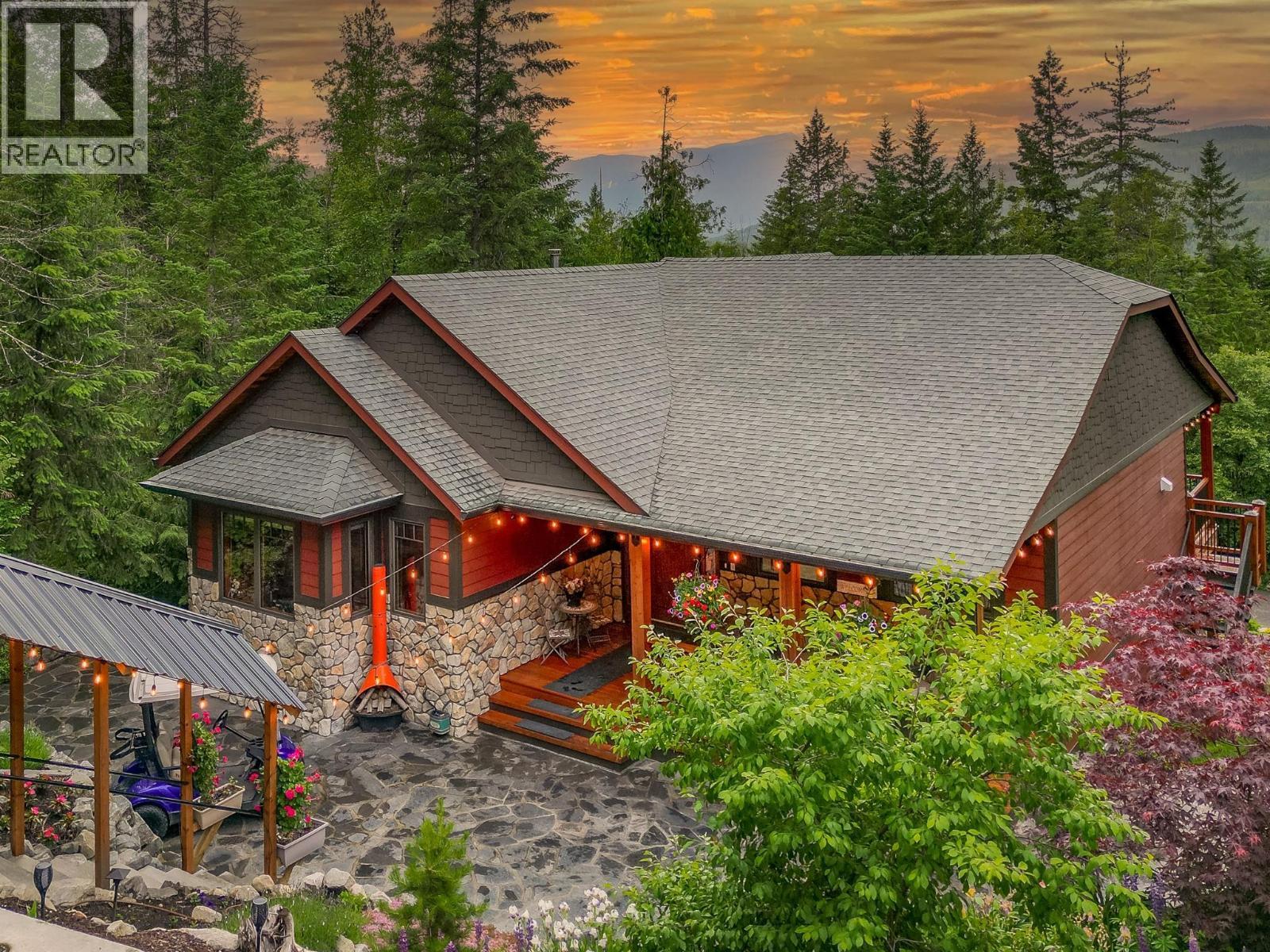 82 Walker Road, Enderby, BC