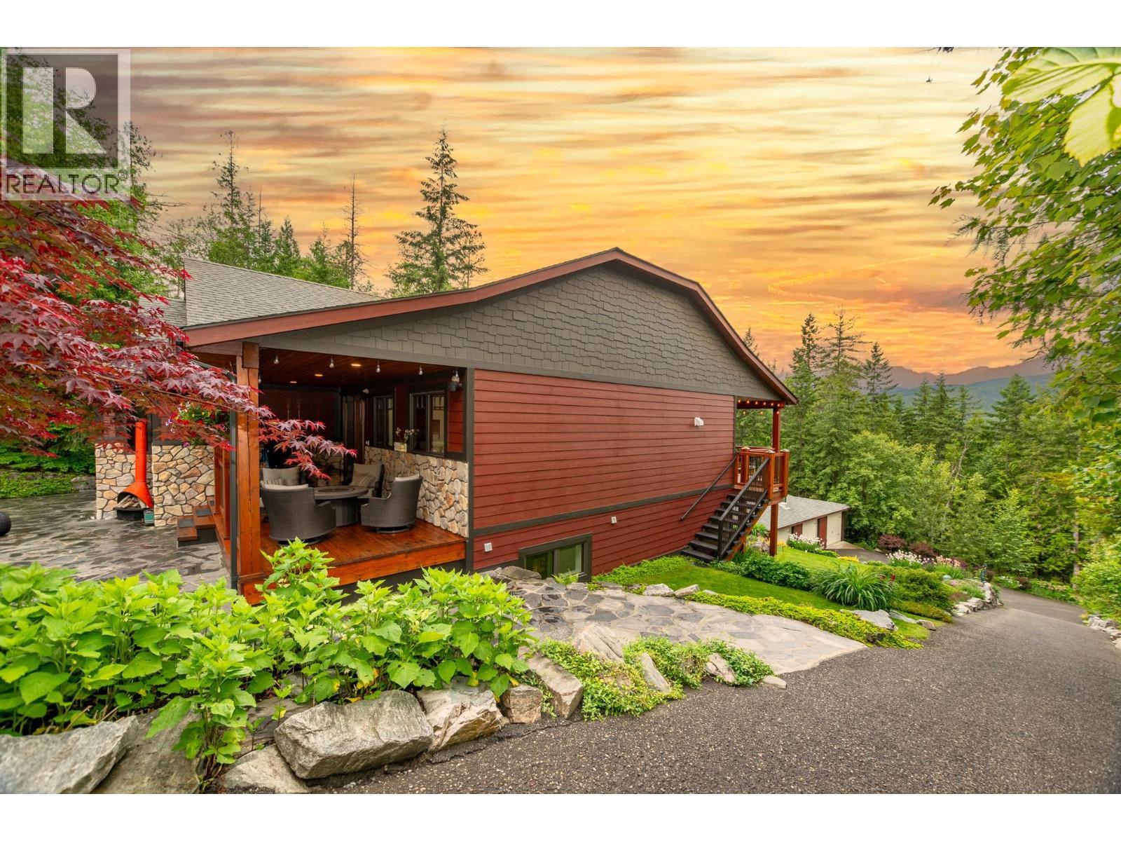 82 Walker Road, Enderby, BC