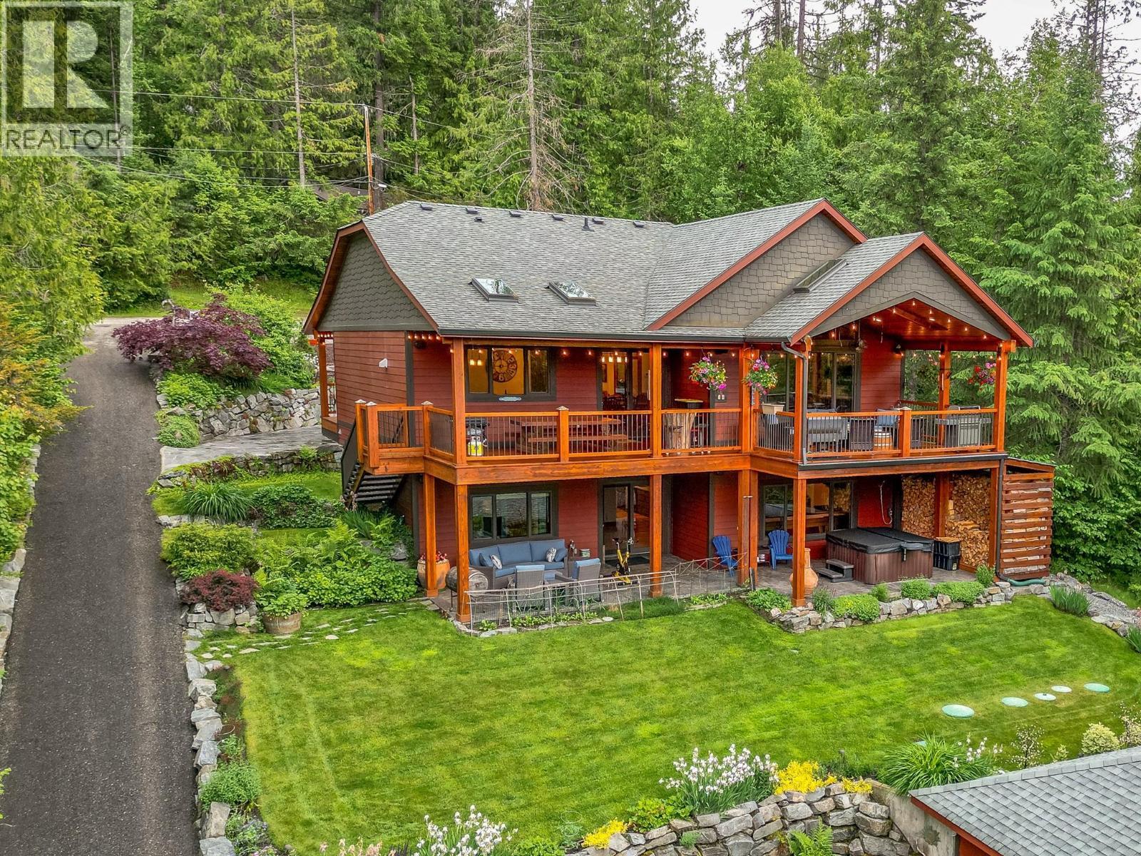 82 Walker Road, Enderby, BC