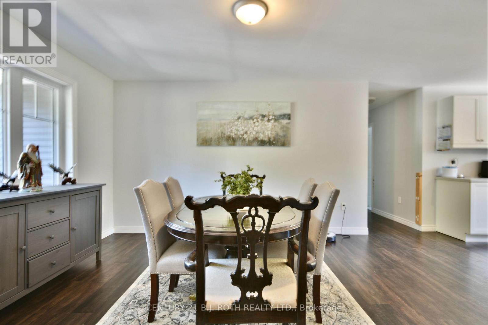 5 Gerus Road, Tiny, ON