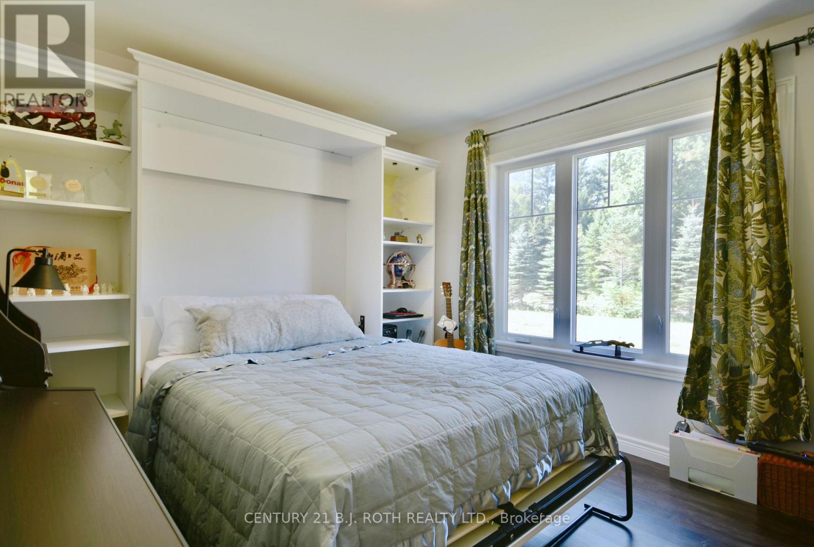 5 Gerus Road, Tiny, ON