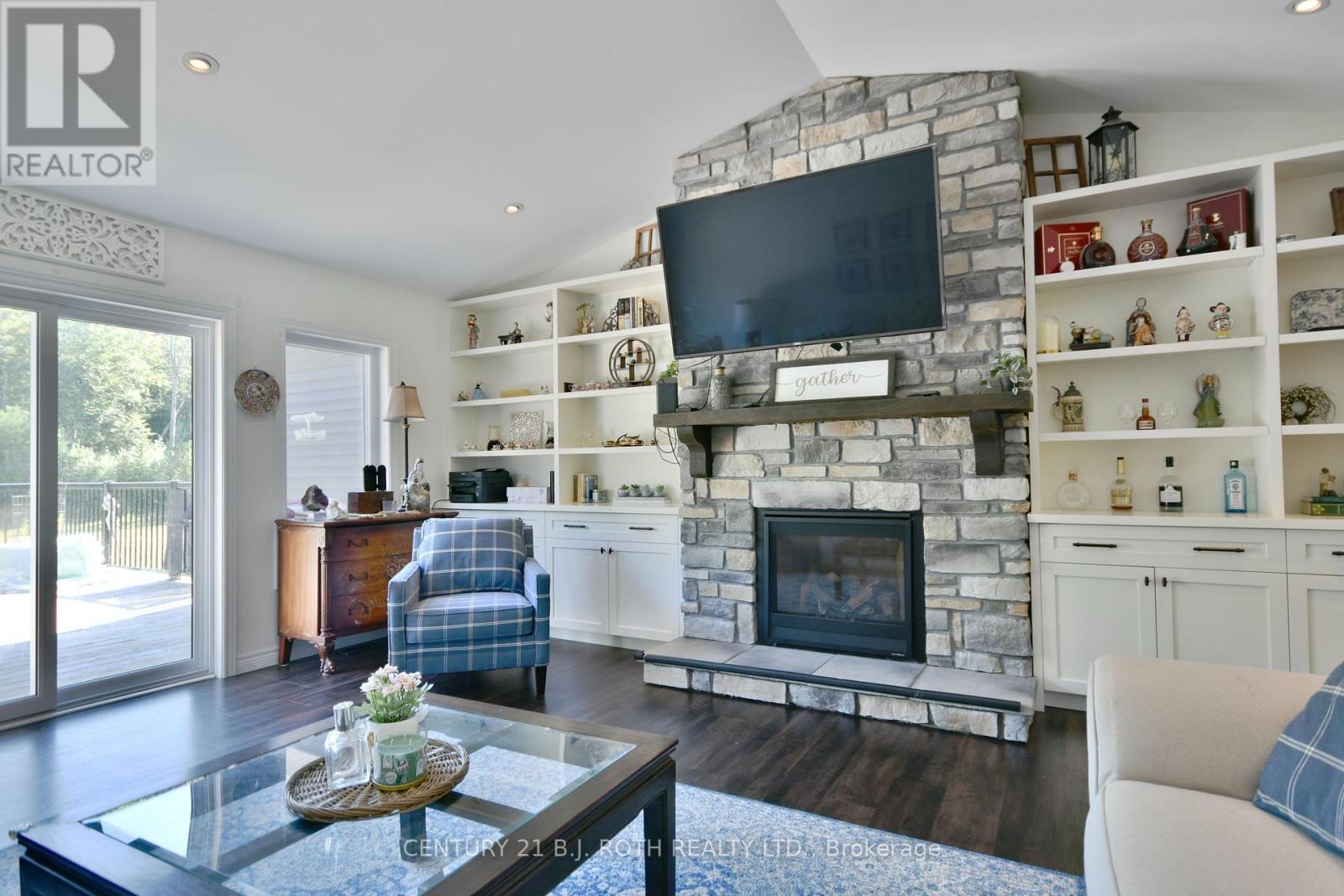 5 Gerus Road, Tiny, ON