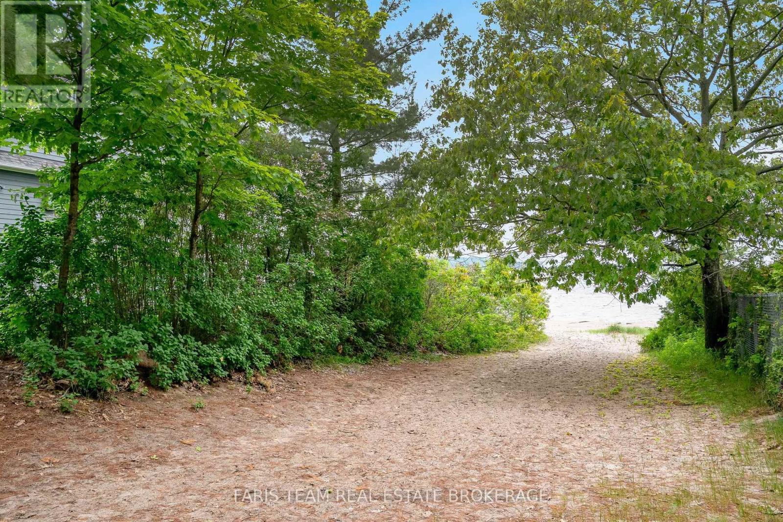 23 East Beach Road, Tiny, ON