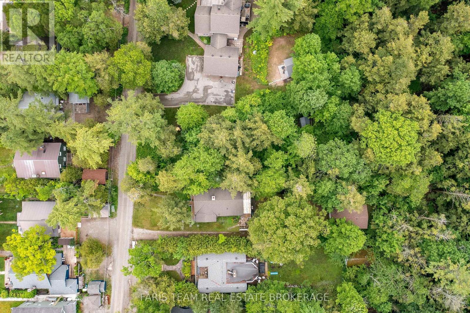 23 East Beach Road, Tiny, ON