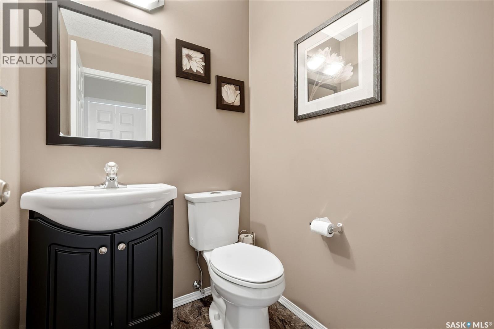412 Fairway Road N, Regina, SK