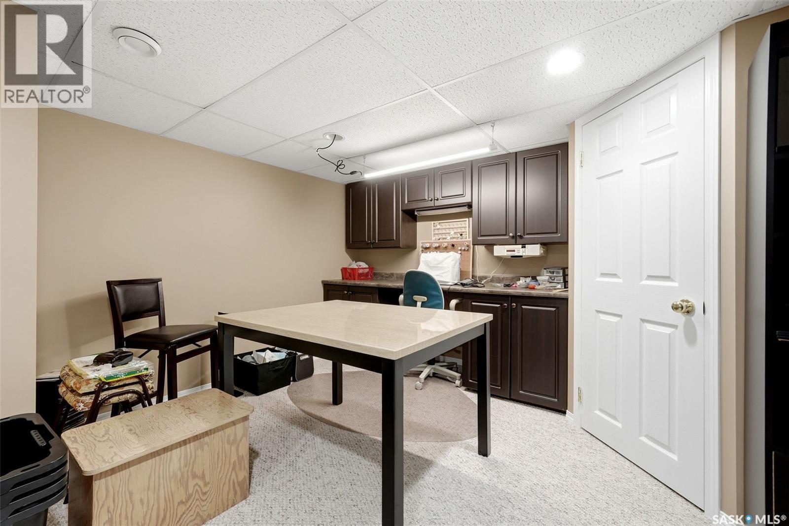 412 Fairway Road N, Regina, SK