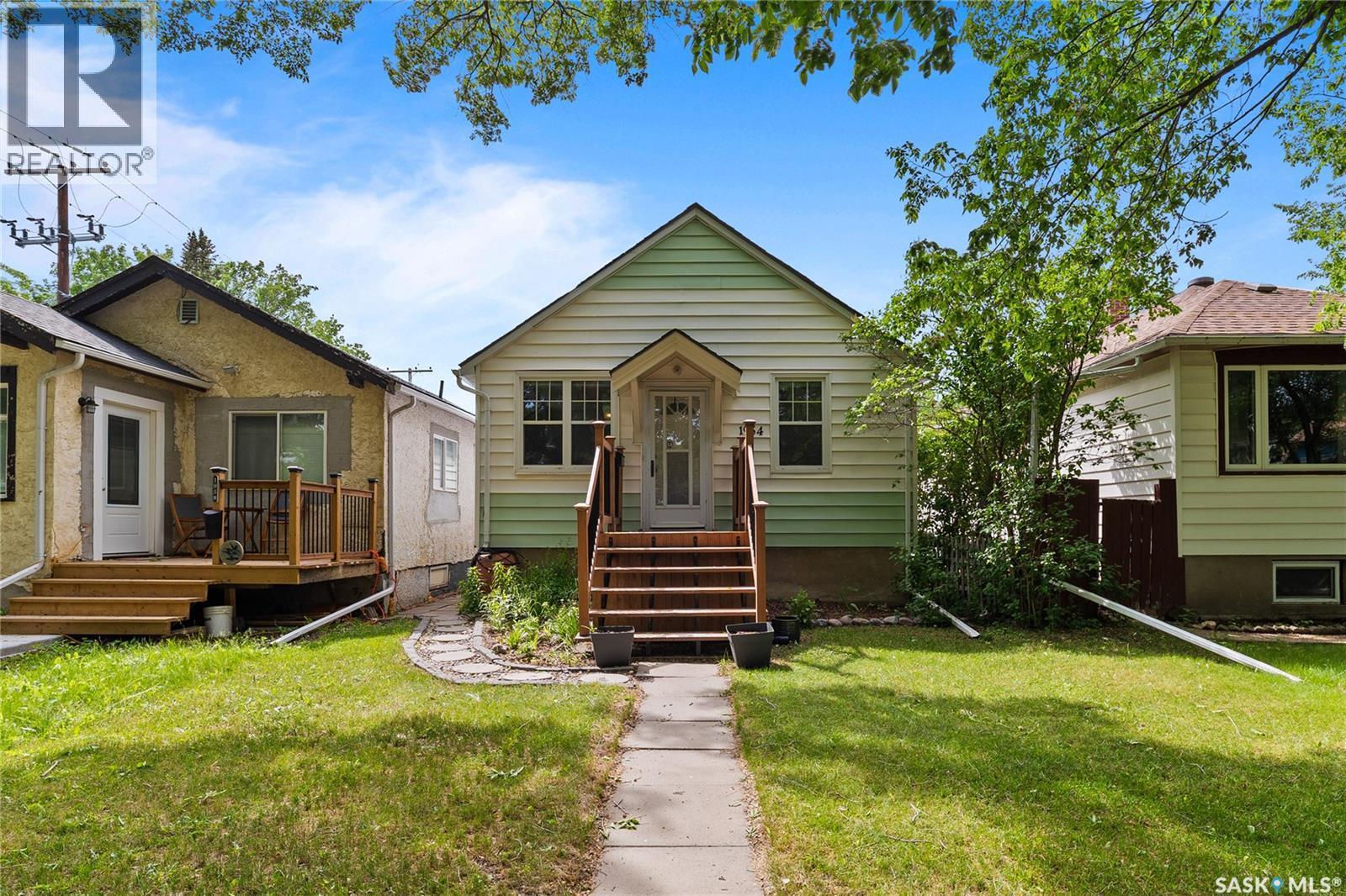 1954 Athol Street, Regina, SK