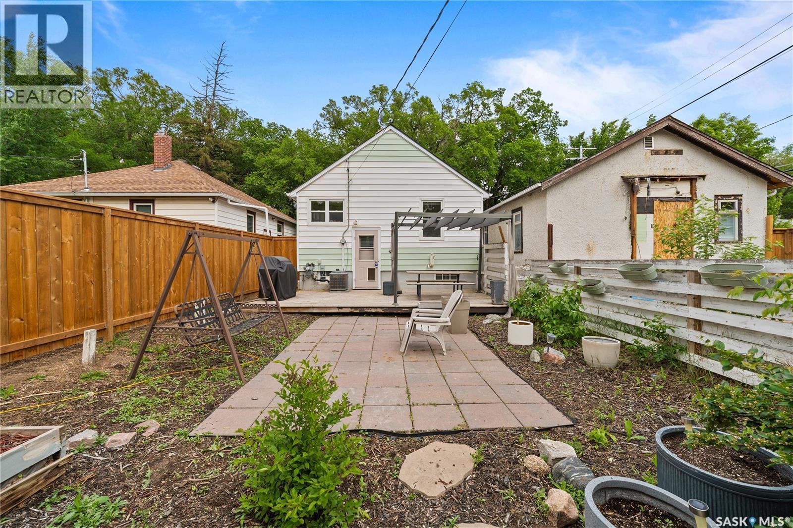 1954 Athol Street, Regina, SK