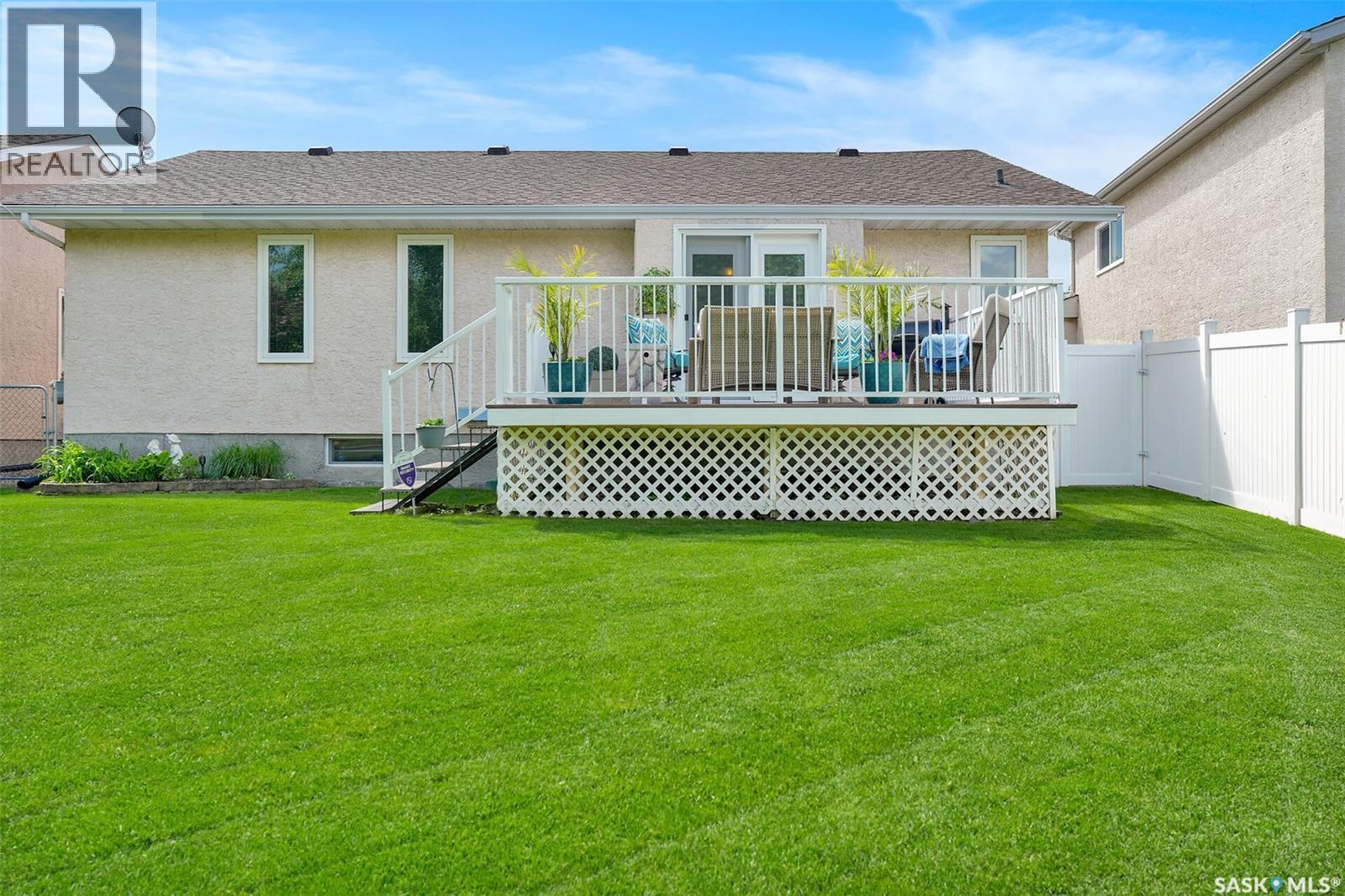 7002 Maple Wood Crescent, Regina, SK