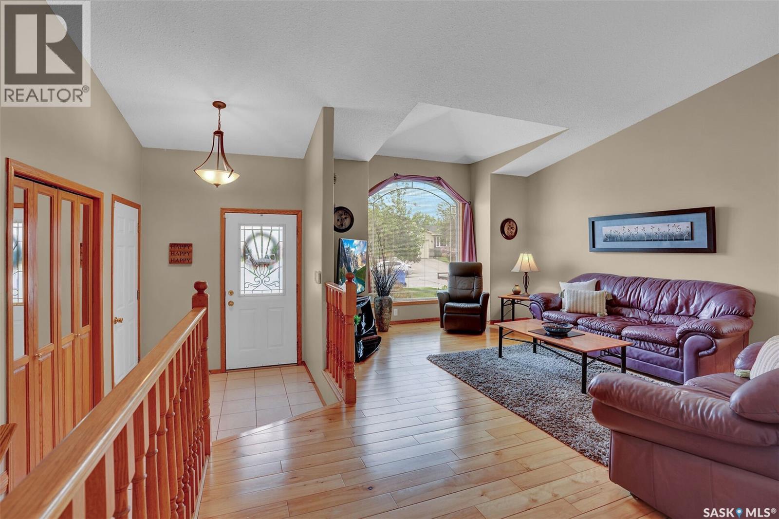 7002 Maple Wood Crescent, Regina, SK