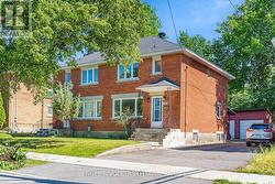 1402 KILBORN AVENUE Ottawa, ON K1H 6L8
