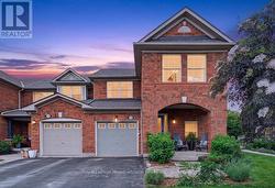 658 PORTER WAY Milton (Be Beaty), ON L9T 5W2