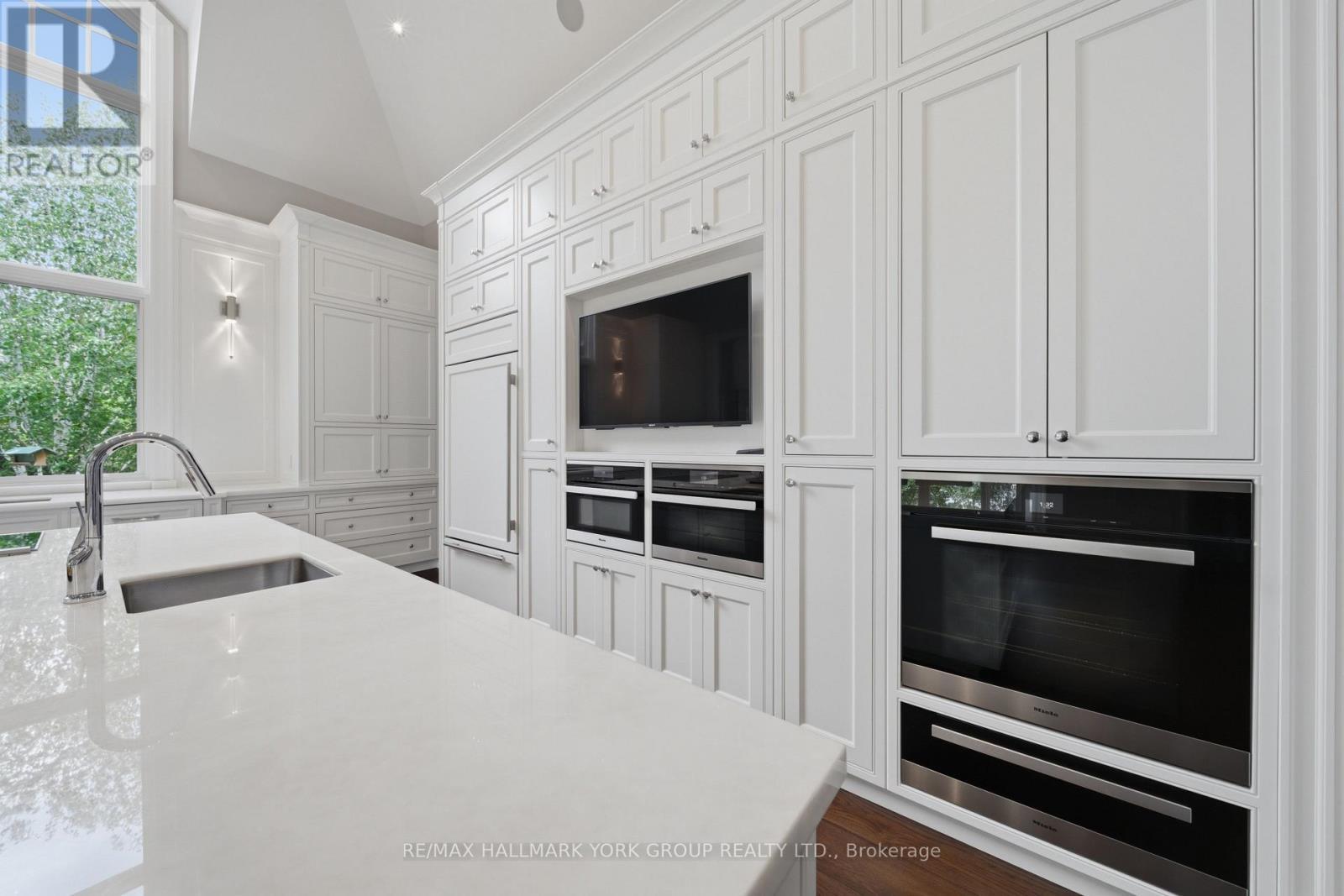 45 Adena Meadows Way, Aurora, ON