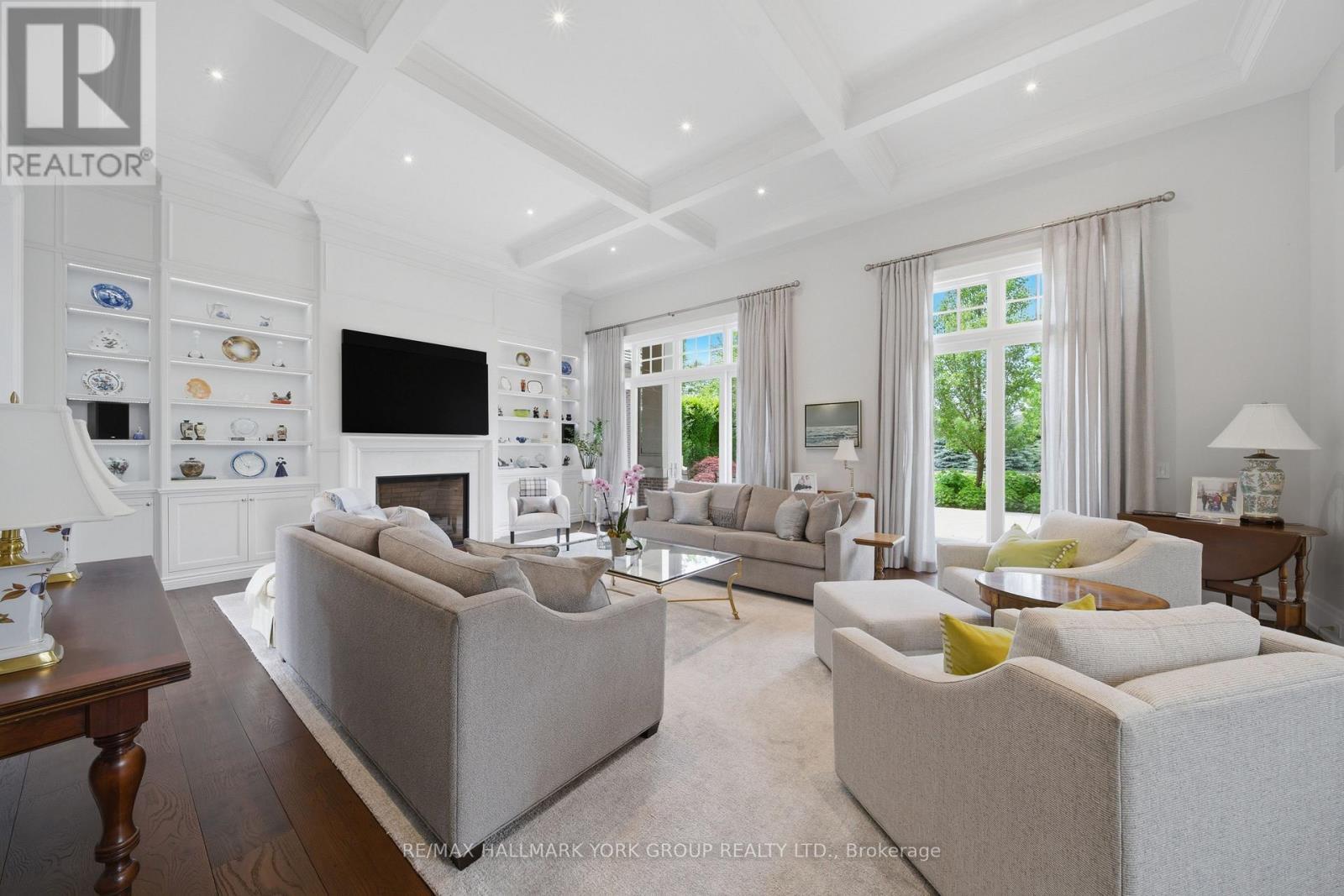 45 Adena Meadows Way, Aurora, ON