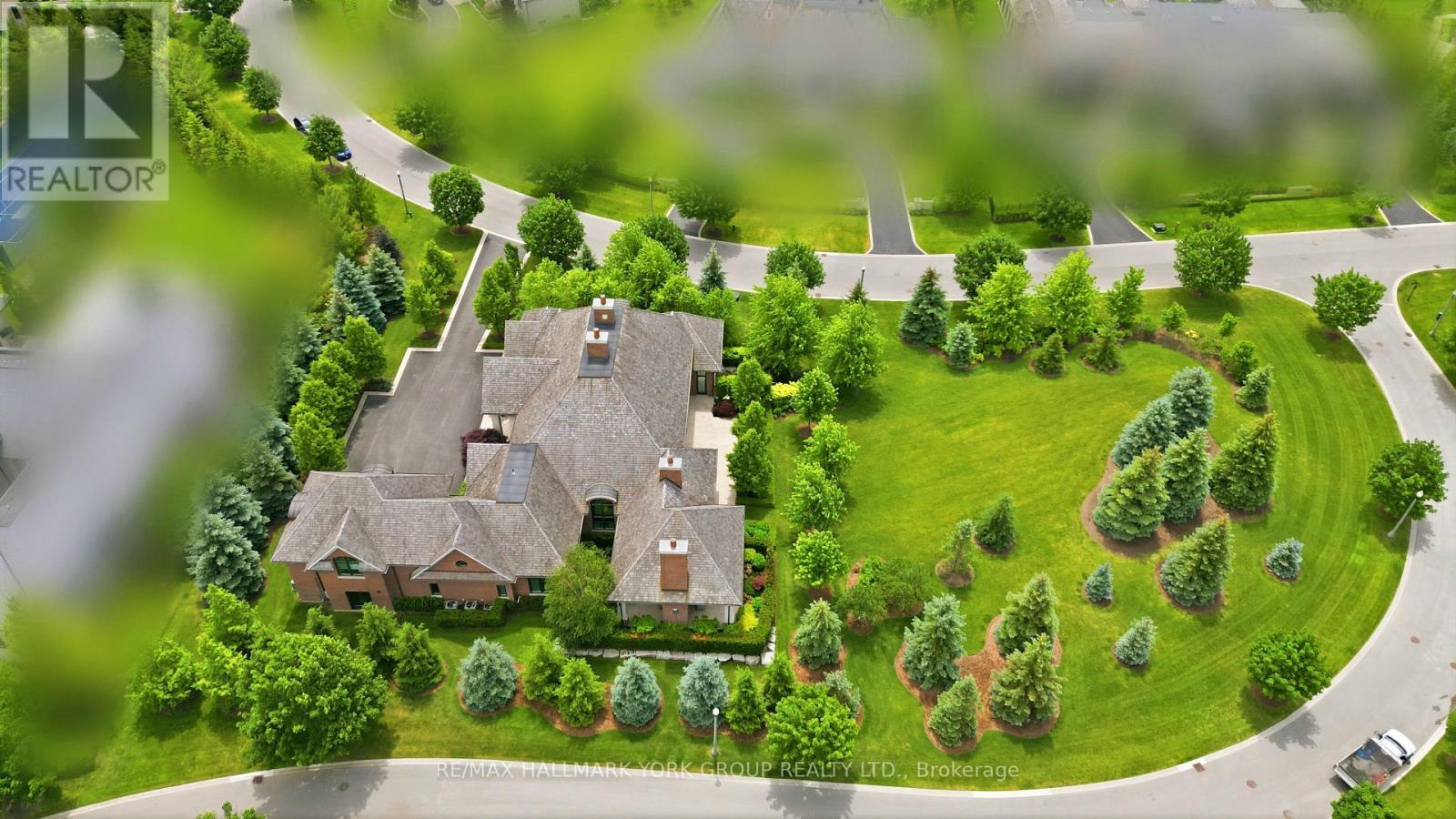 45 Adena Meadows Way, Aurora, ON