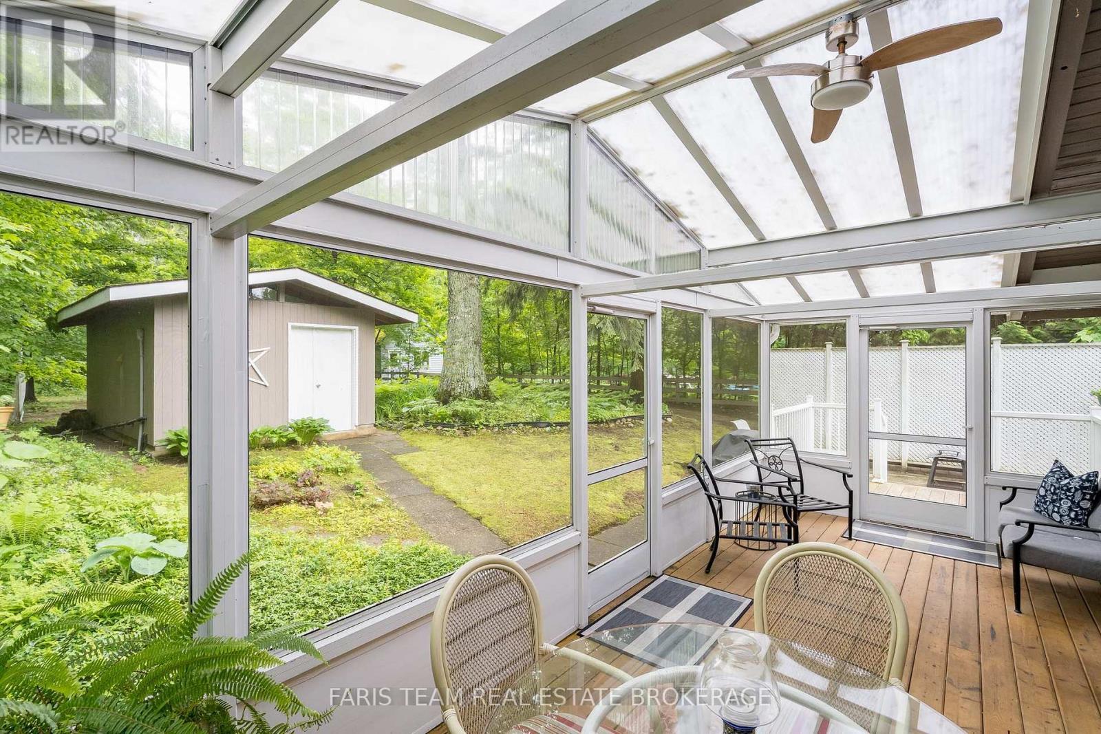 21 East Beach Road, Tiny, ON