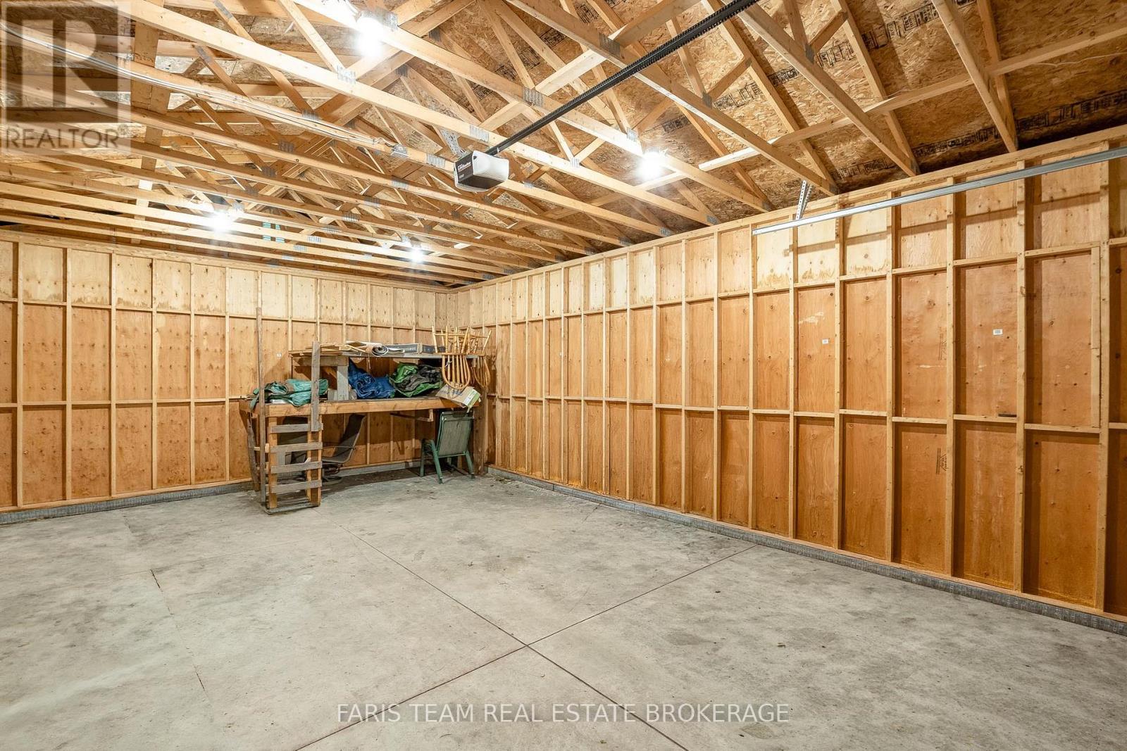 21 East Beach Road, Tiny, ON